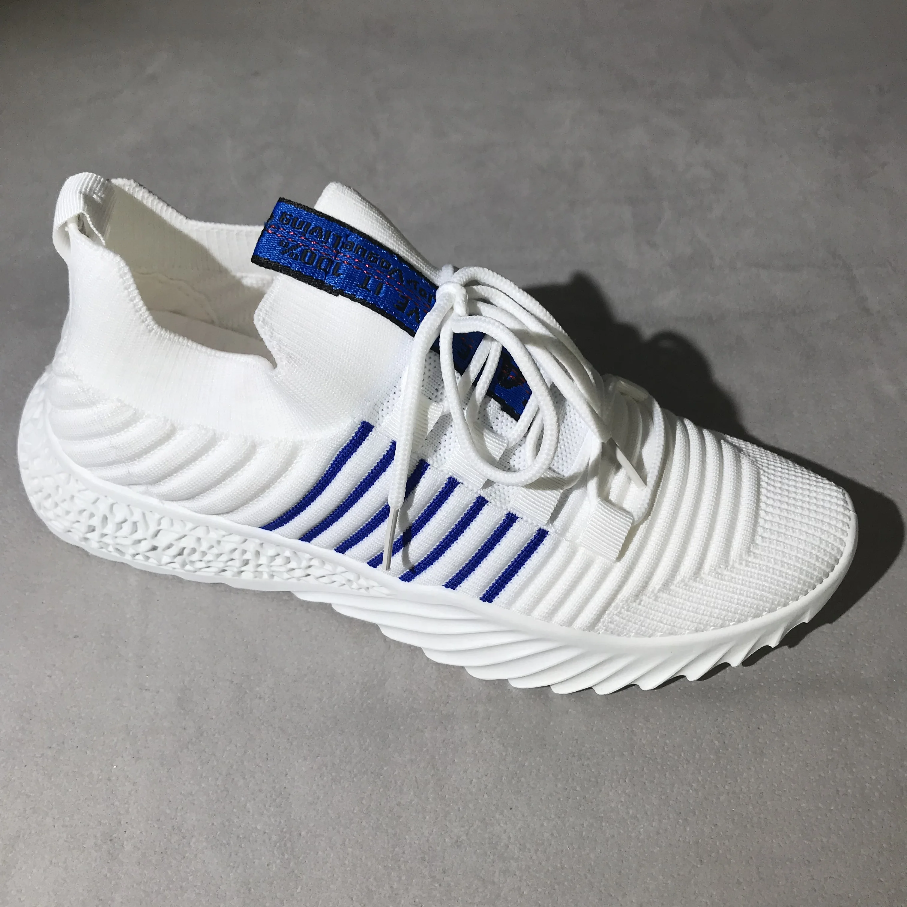 
13101 Light Weight Causal Shoes 