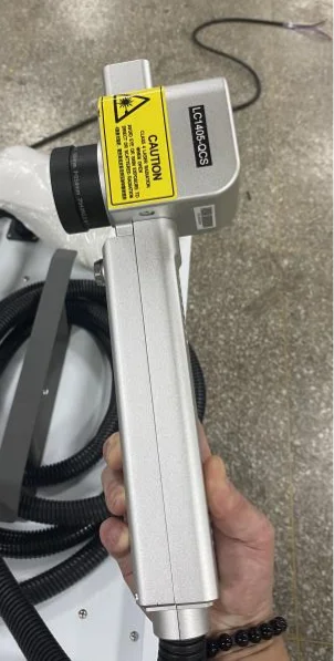 Handheld Cleaning Metal Laser Rust Removal Machine for Wood 100W 200W 300W Pulse Laser Cleaning Machine