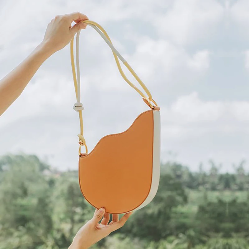 
2020 New Fashion Wave Shape Adjustable Shoulder Semicircle Saddle Purse Crossbody Bag For Women 