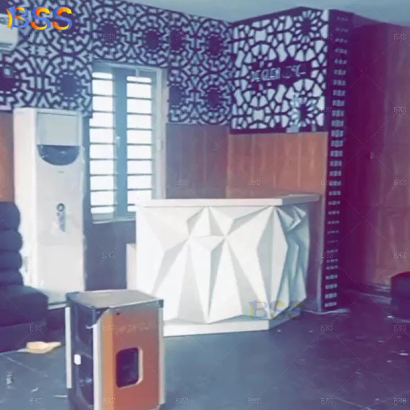 Белая корийская барная стойка Заводская оптовая продажа изготовленная на заказ алмазная L-образная светодиодная небольшая гостиничная для бара в лаундже Клубная