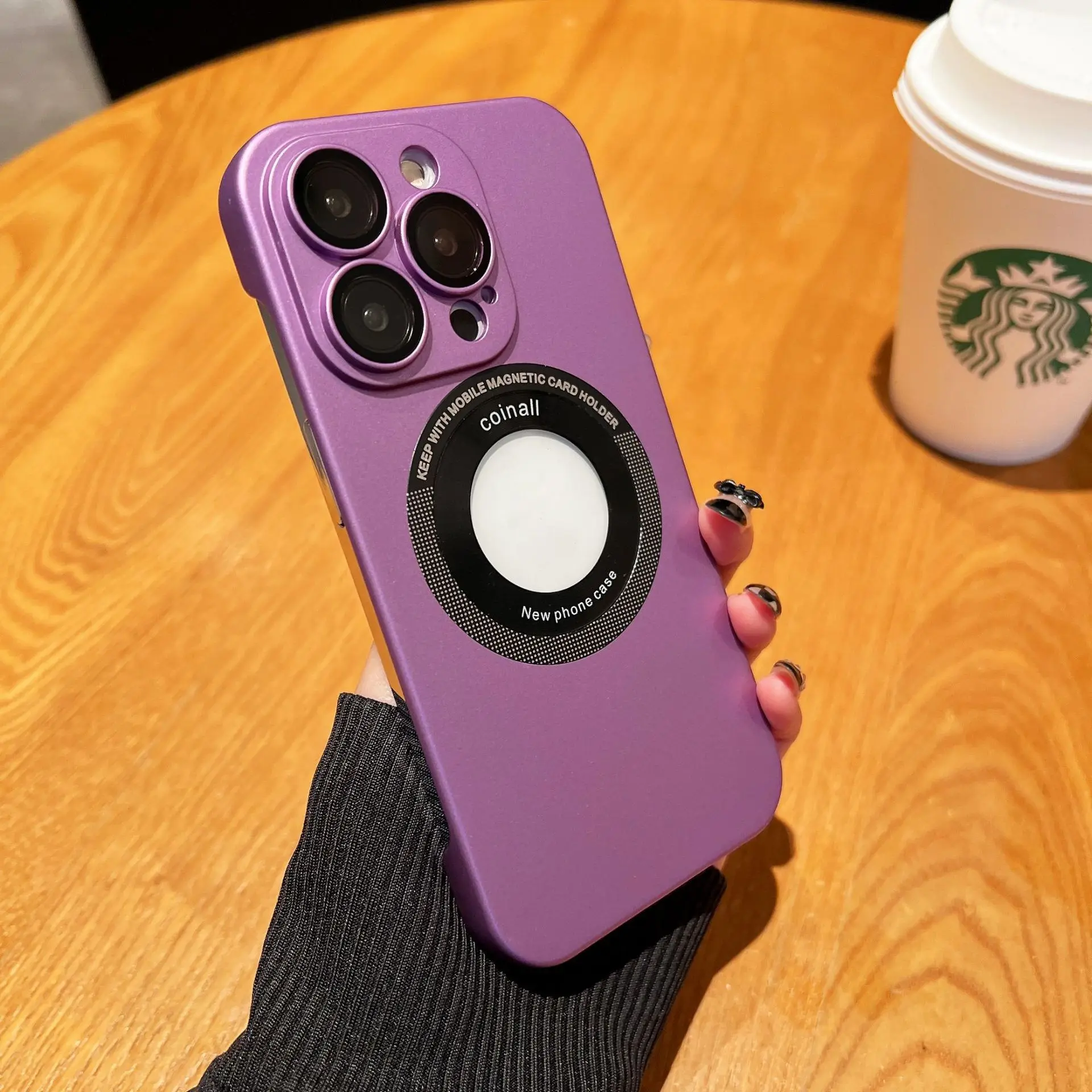 Anti-fall Skin Feel PC Logo Cut Phone Cases for iphone 14 pro max Hot Sales Magnetic Cell Phone Cases