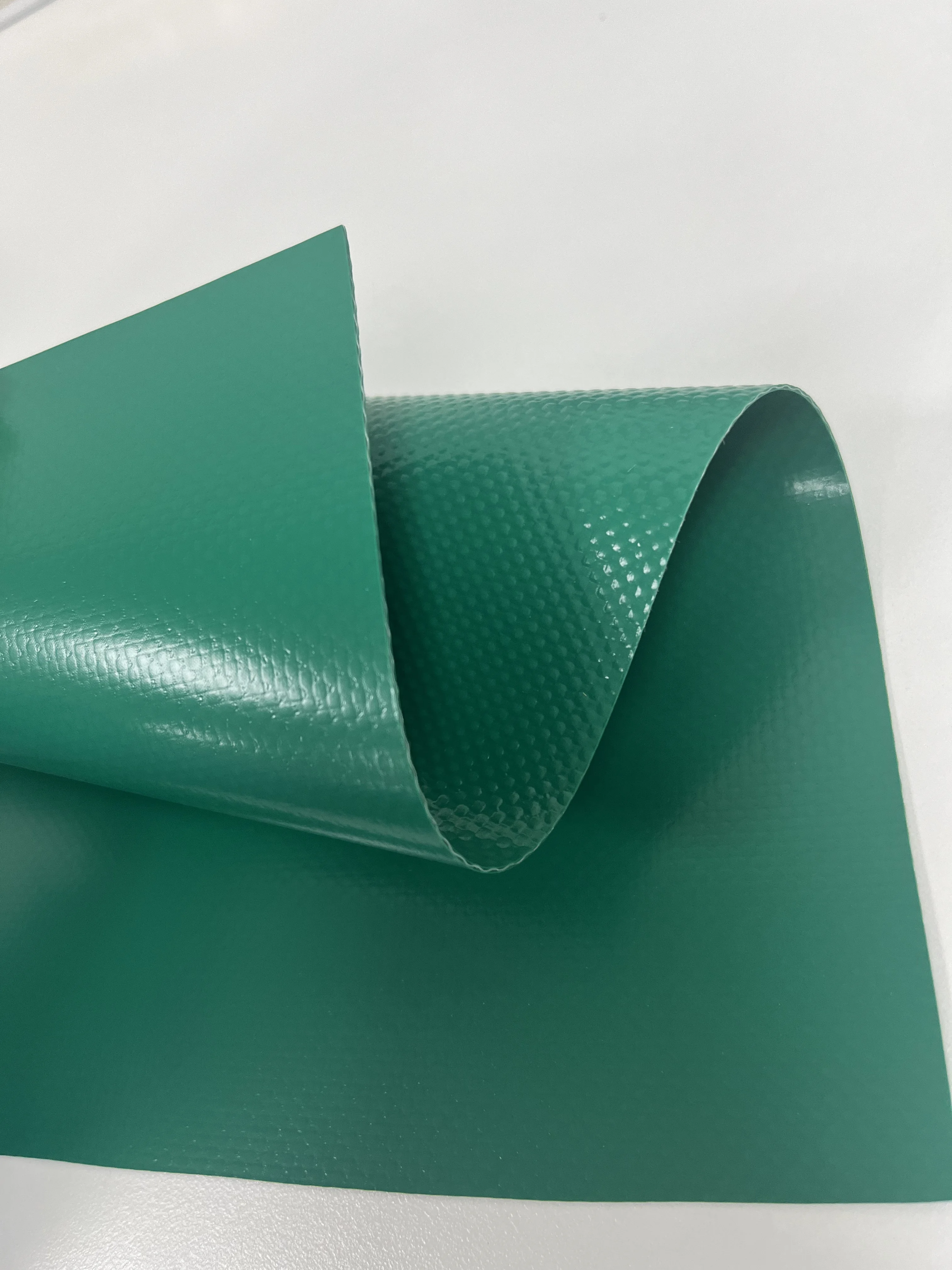 900gsm Truck Side Curtain PVC Tarpaulin Material 610gsm 18oz 5m Wide Jointless Truck Tarpaulin