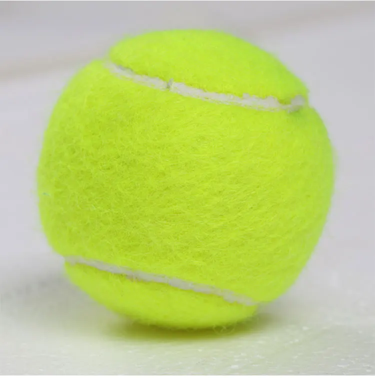 Personalized bulk tennis balls that can be wholesaled in large quantities