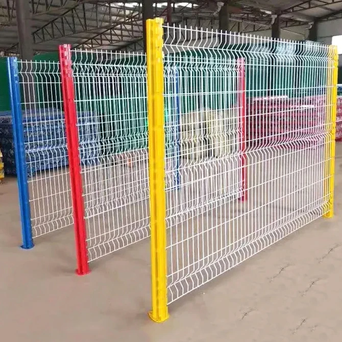 Customized Home Outdoor Decorative 3D Curved Welded Wire Mesh Garden Fence Easily Assembled Highway Fence Panel Pvc Fence