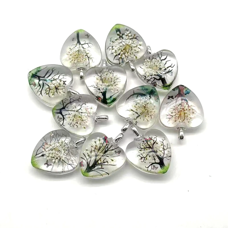 Wholesale Glass Heart Shape Pendants Dry Flower Jewelry Necklace Charm  Life Tree Key Chain Bag Lamp work Gift 25 mm