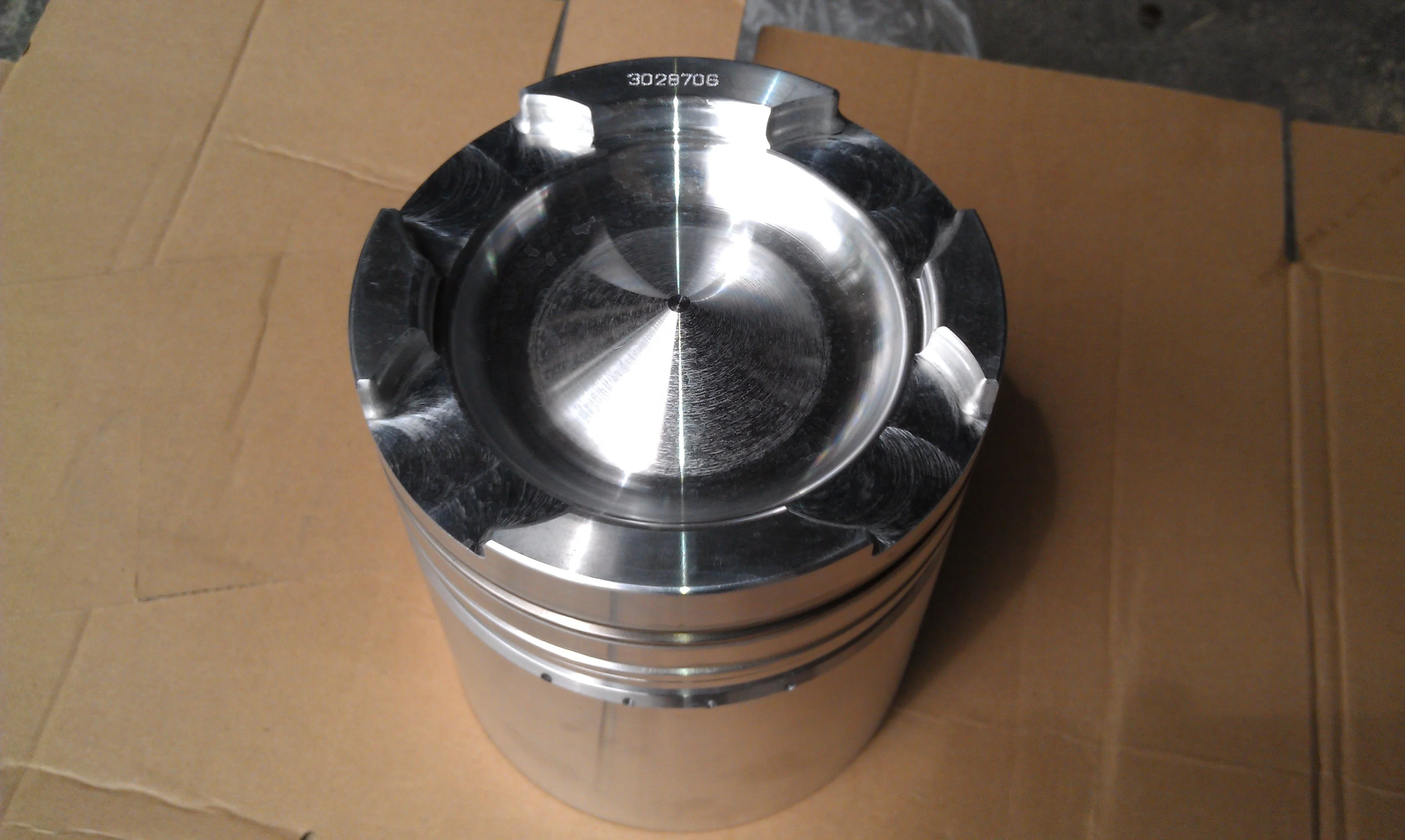 Hight quality 3028706 3095743 3804407 piston NTA855