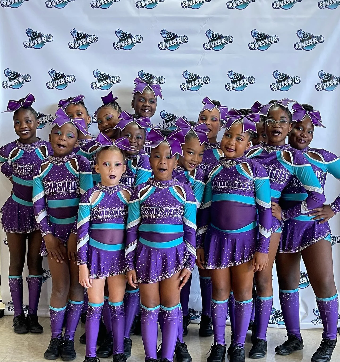 Rhinestone cheerleading uniforms spandex two piece women cheer Practice uniform