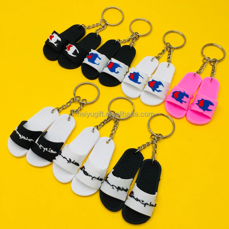 Basketball shoe keychain custom 3d sneaker keychain with box personalize 3d trainers keychain rubber 3d 3n