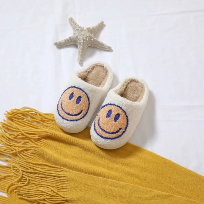 Wholesale Custom winter fluffy  fuzzy furry home house cute fur bad bunny kids toddler  Slippers slides