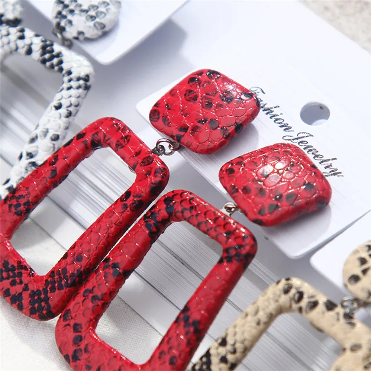 
European and American trend pu snake pattern leather earrings exaggerated geometric large round trapezoidal hot earrings 