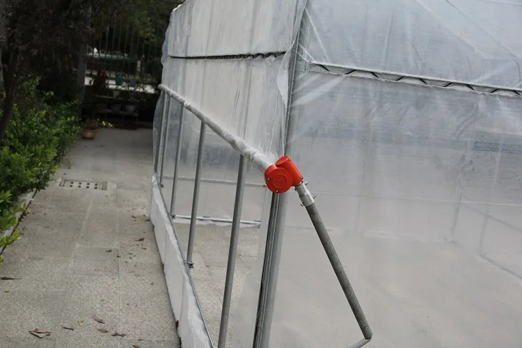 Greenhouse Manual Side Roll Up