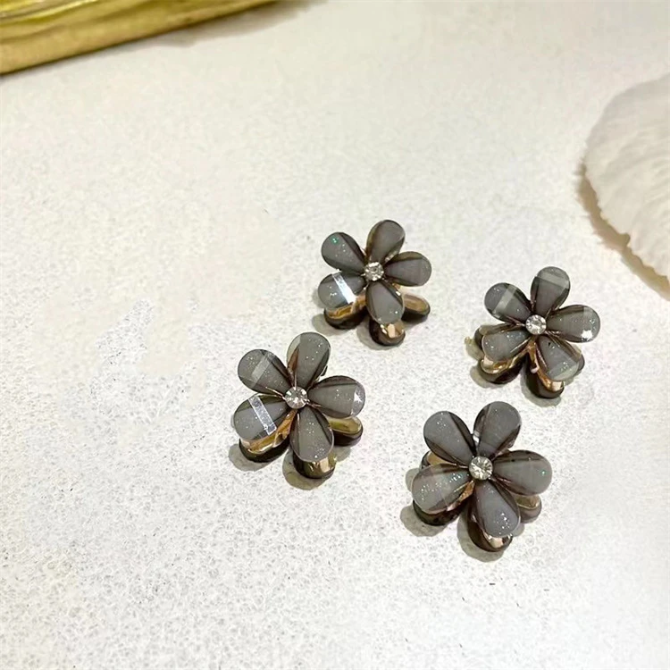 Camellia Fashion Mini Hair Clip Simple Sweet Alloy Acrylic Baby Hair Clips Fresh Blue Flower Shape Hair Clips For Women