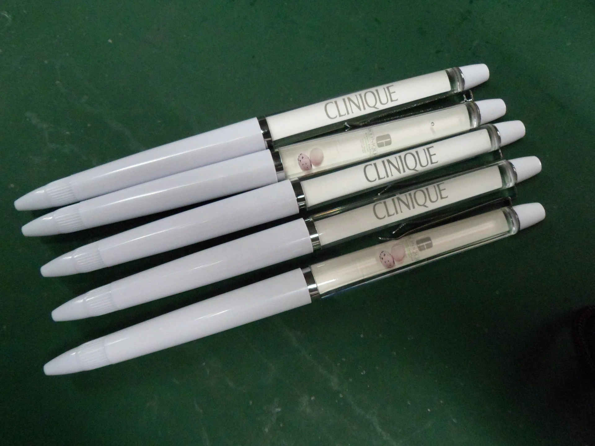 Creative Liquid 2D 3D floater floating ball pen with custom logo print