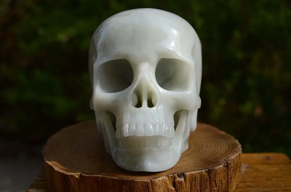 EUDEMON New products High Quality Natural crystals Skulls Carved Mexico agate with Amethyst Skulls for fengshui