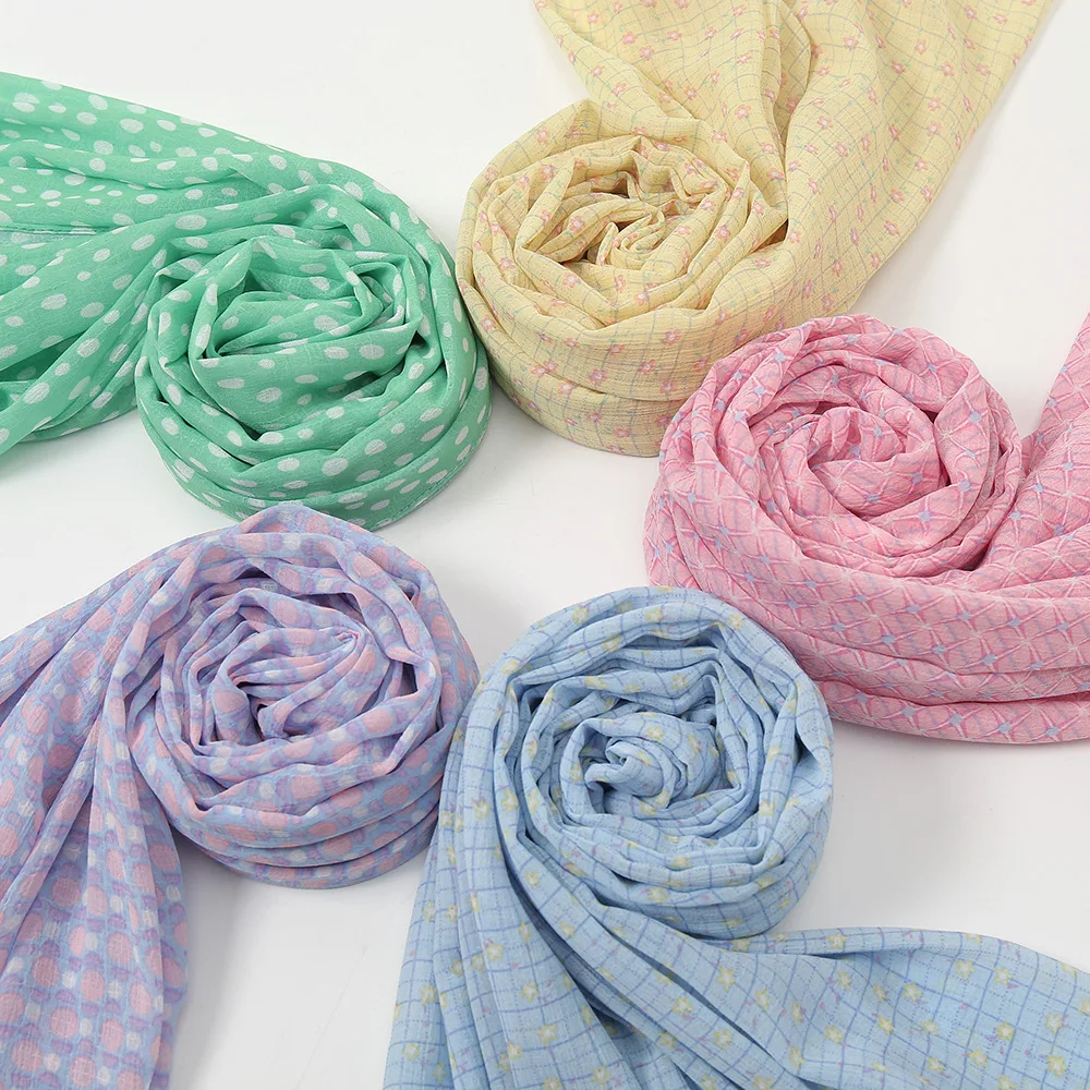 2022 Women Chiffon Shawls Female Pareo Beach Towels Summer Autumn Printed Dots Fashion Muslim Hijab Silk Wrap Cape Scarves