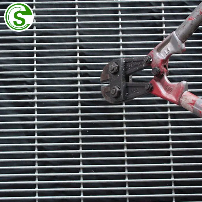 High security powder coated galvanized clear view airport fencing wire mesh anti climb 358 fence panel