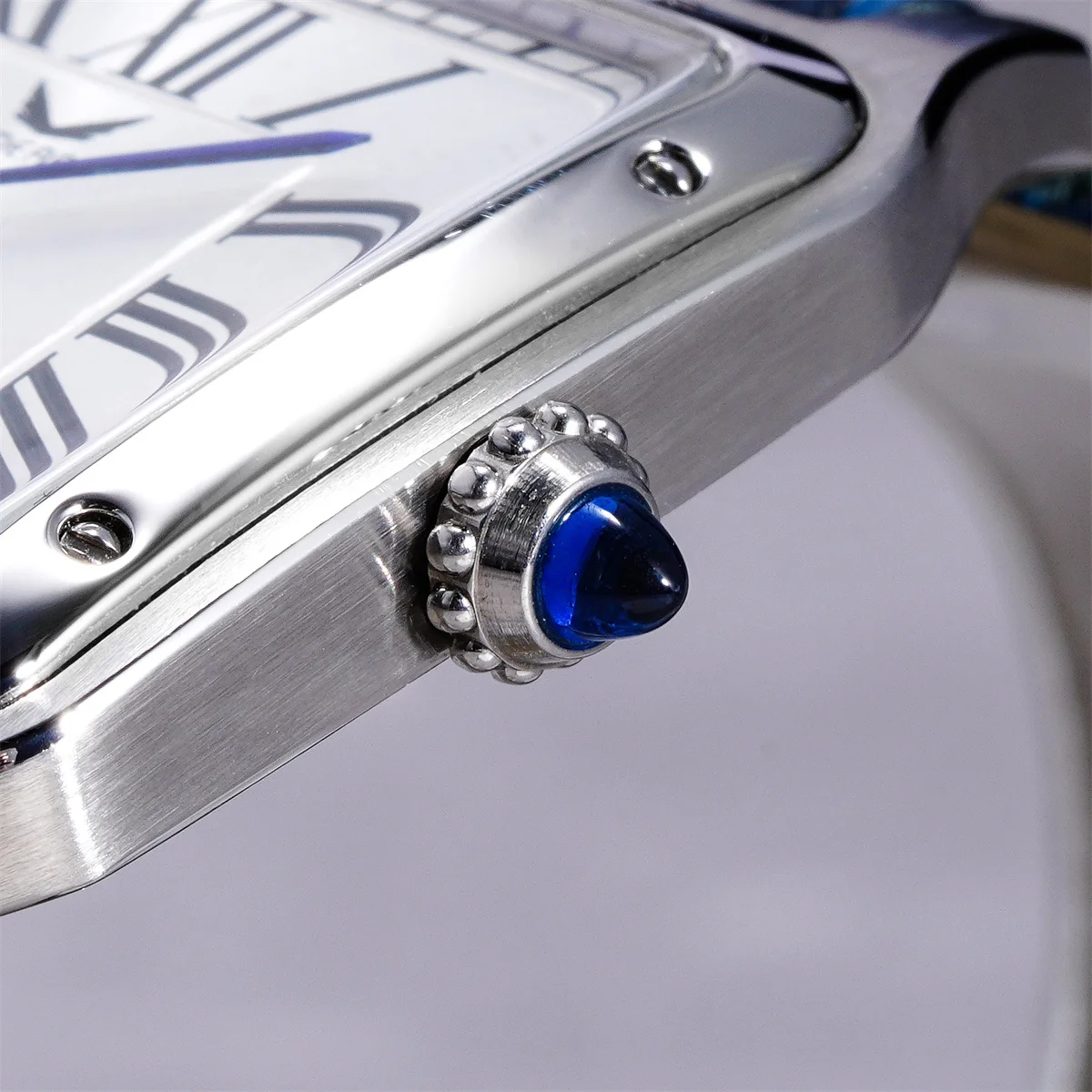 Classic Style 5bar Waterproof Quartz Sword Shaped Pointer Arabic Numerals Dial Wrist Watch Luxury Watch Women Leather Watches