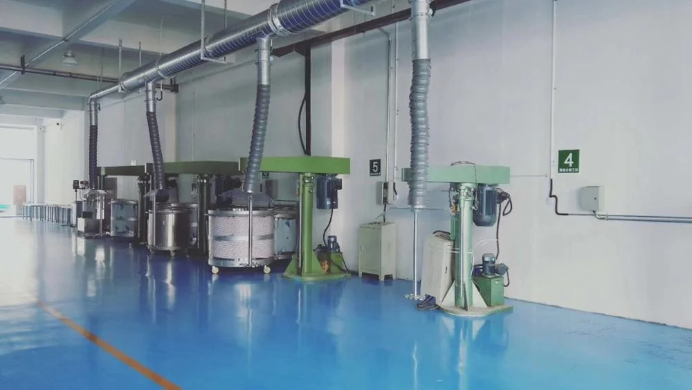 Liquid and solid double shaft disperser and  industrial paint mixer