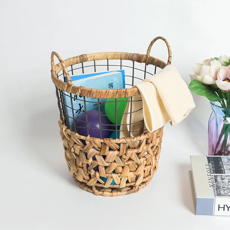 Handmade woven round seagrass storage basket with handle wicker woven basket water hyacinth storage basket
