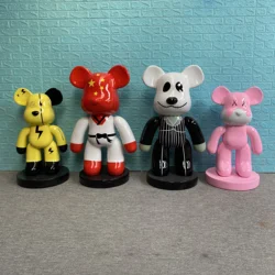 Outdoor 1.3m Large Fiberglass Bear Sculpture Animal Sculpture For Shopping Mall Theme Park