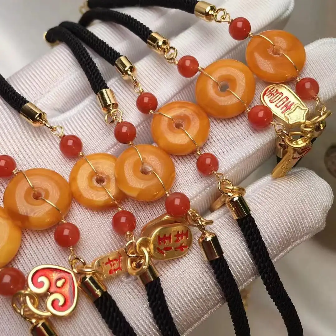  Hot Sale Natural Jade Oriental Peace Buckle South Red Beads Charm Bracelet Factory