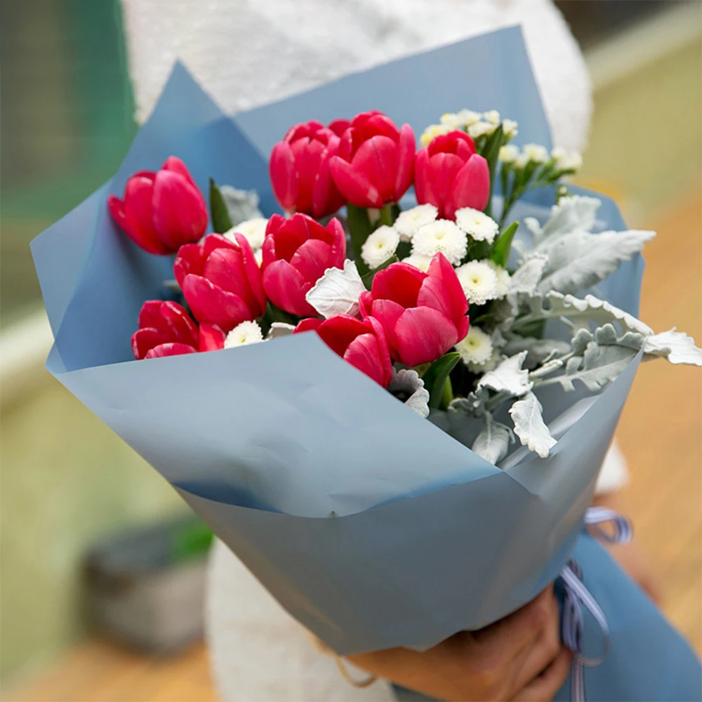 2020 New design waterproof floral paper plastic wrapping film Flower wrapping paper for flower