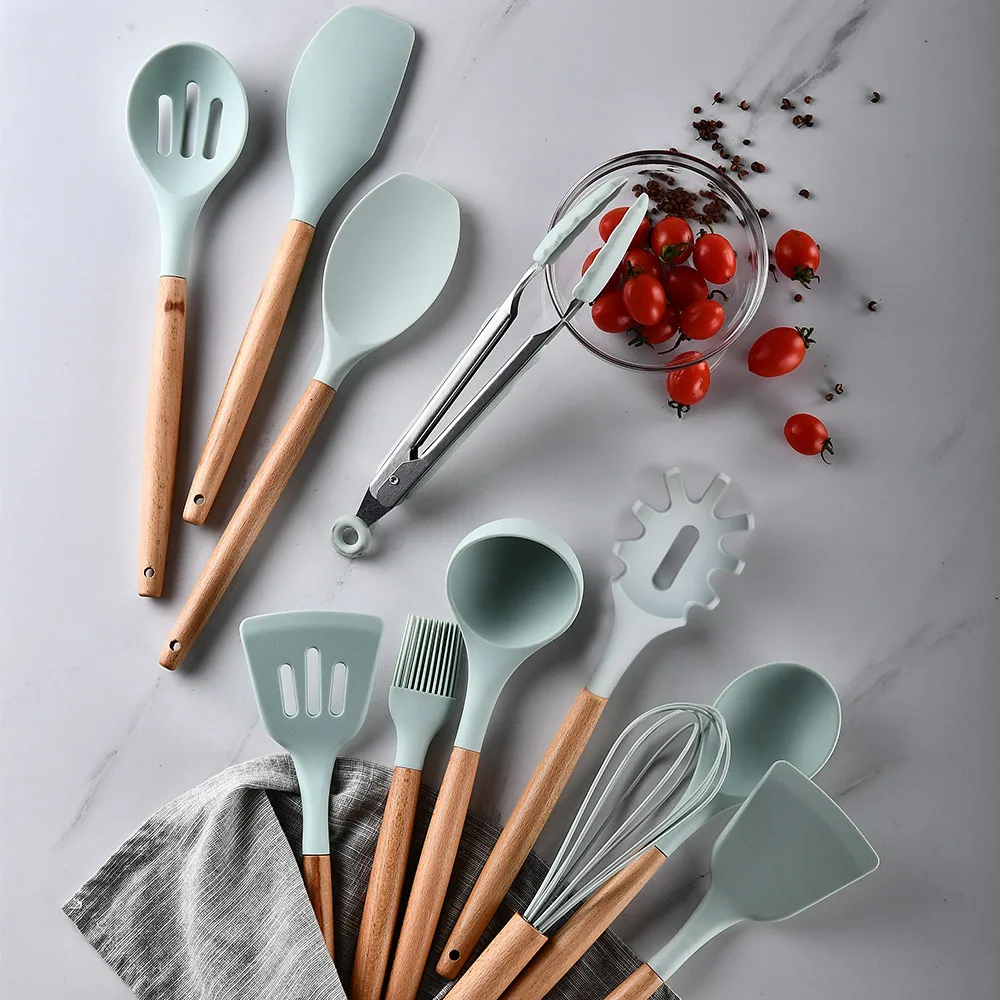 Wholesale 12 Pcs Silicone Kitchen Accessories with Wooden Handle Eco-friendly Kitchenware Cooking Tools Baking Utensils Set