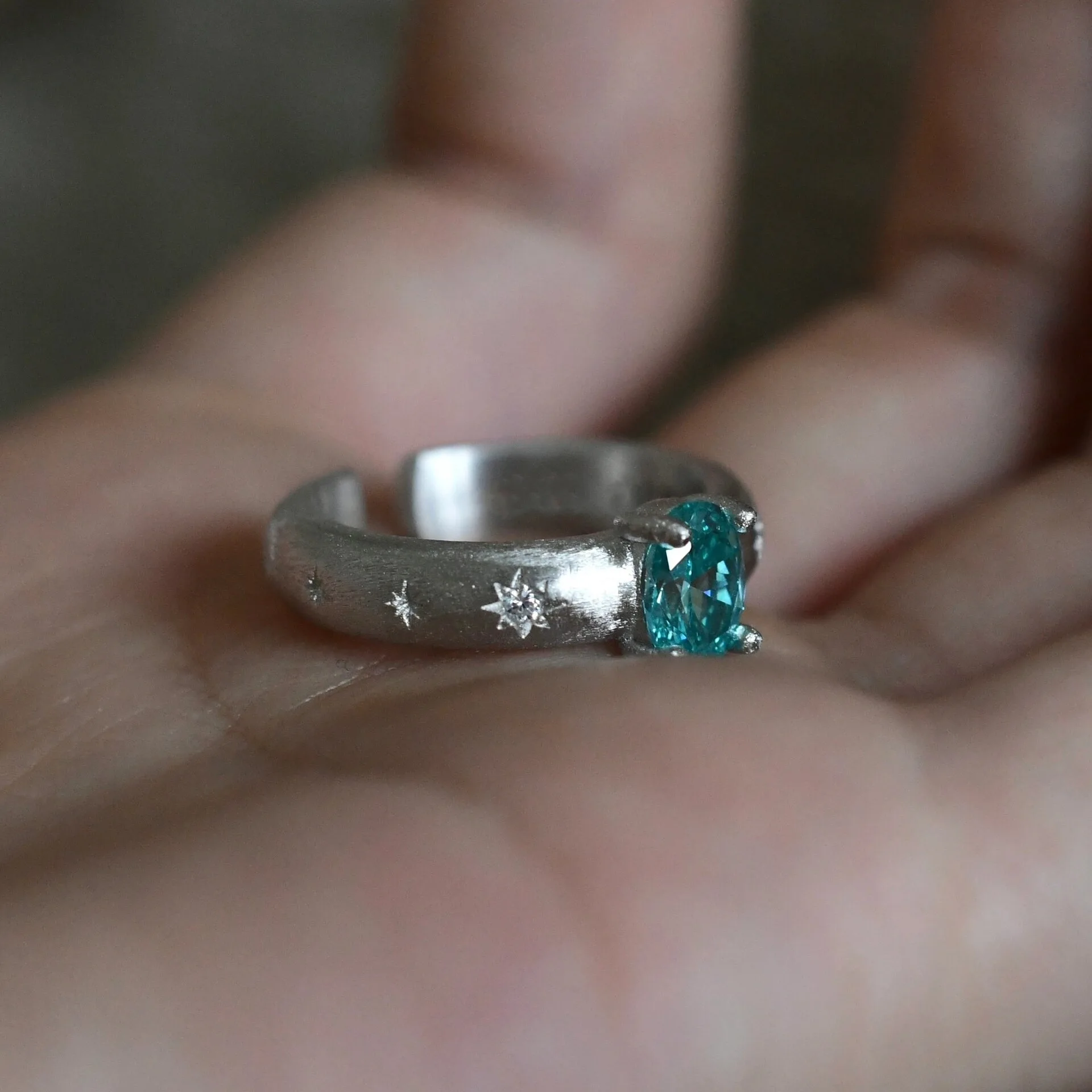 Fashion Jewelry Oval Paraiba Tourmaline 925 Sterling Silver Ring Adjustable For Girls And Women
