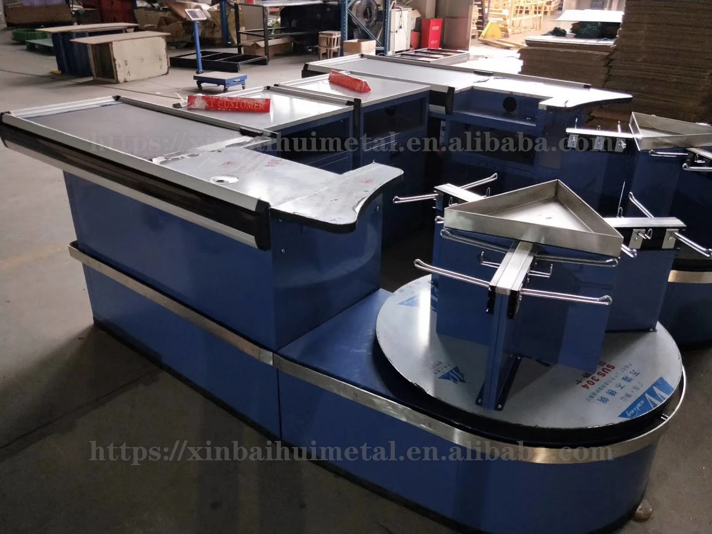 Xinbaihui Motorized Supermarket Checkout Counter With Conveyor Belt Rotating Bag Holder Grocery