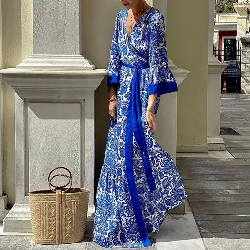 2024 High Quality Fashionable V-Neck Bohemian Floral Casual Long Dresses For Women