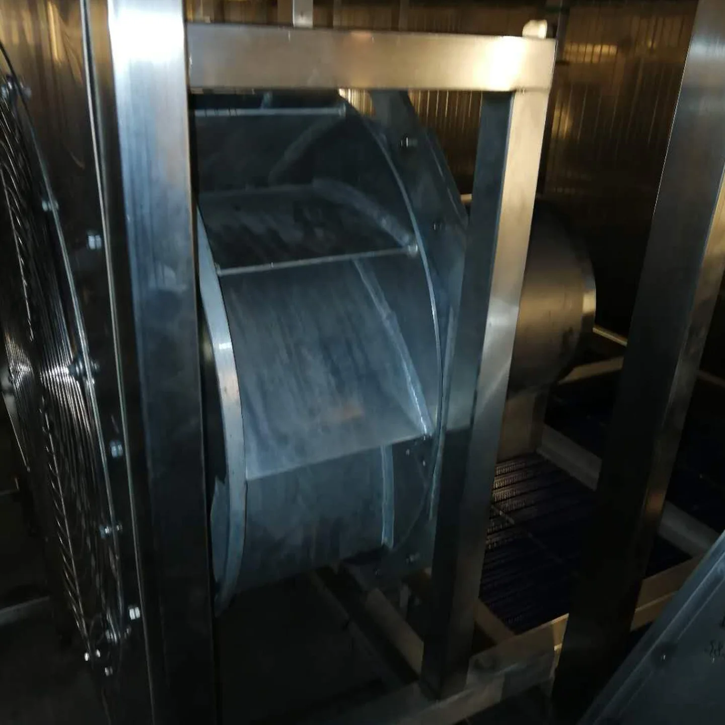 500kg/h Customized IQF Frozen Fruit and Vegetable/Food Quick Tunnel Freezing Machine/Fluidized Bed Freezer