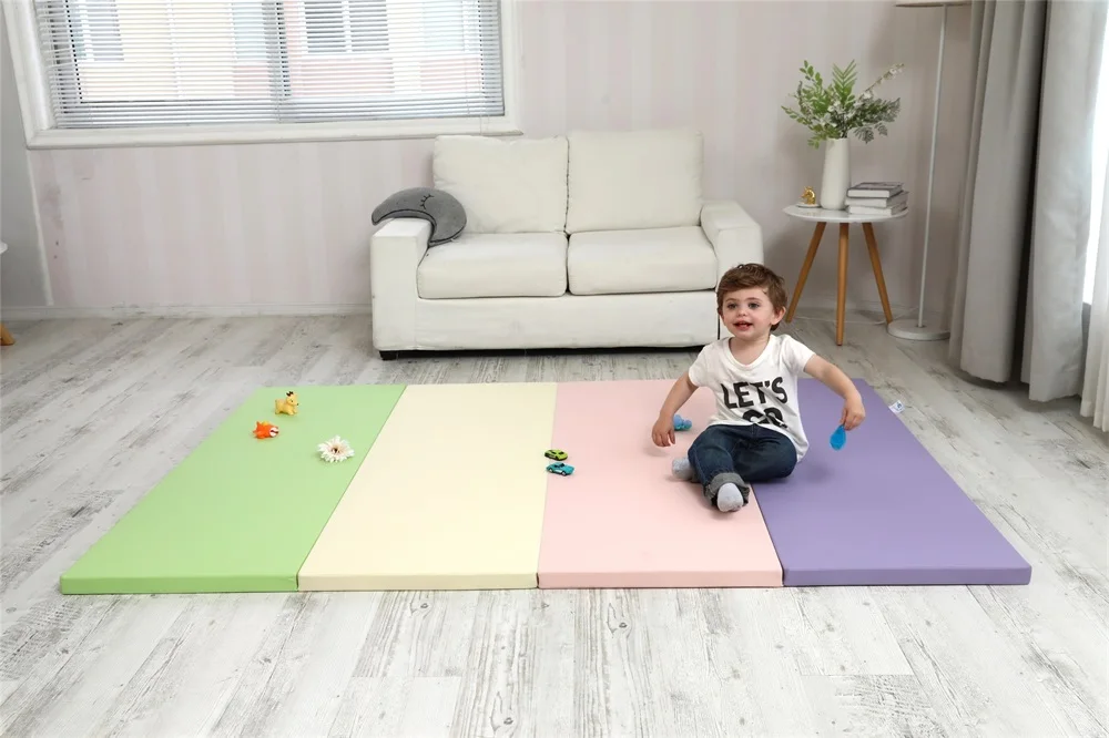 Customized Waterproof Mat Baby Crawl Roll Xpe Foam Large Baby Play Mat  For indoor use