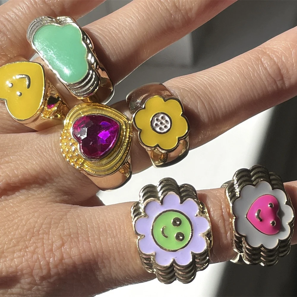 Ouj Wholesale Personalised Simple Cute Flower Jewelry Gold Plated Sunflower Heart Zirconia Ruby Customized Enamel  Women Rings