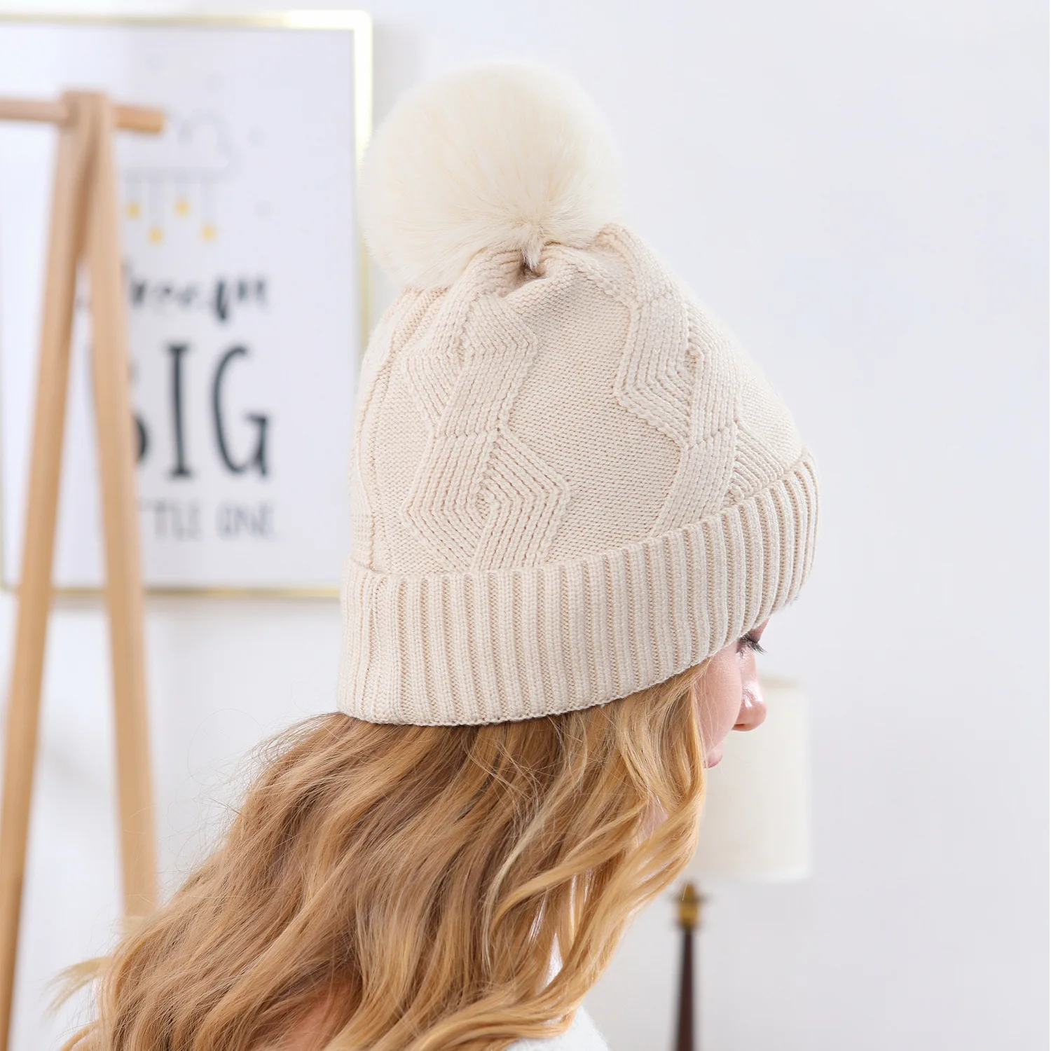 European and American new style winter woolen hat yarn rhombus warmth and fleece knitted ladies  hat Ski for women Beanie