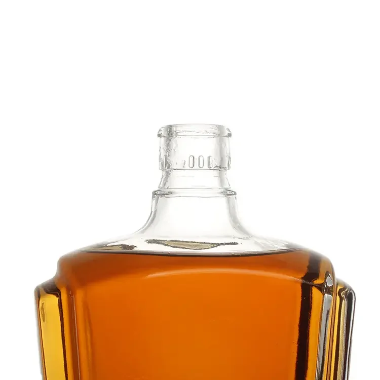 manufacture super flint  bottle high quality 500ml 700ml 750ml spirts rum gin whisky  XO brandy glass bottle