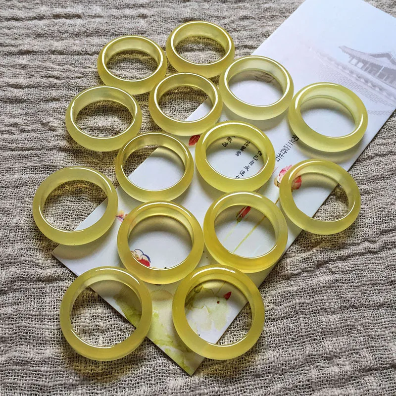 Wholesale Natural Yellow Agate Stone Ring for Women Handmade Yellow Chalcedony Fashion Jewelry Rings For Gift Jade Rings