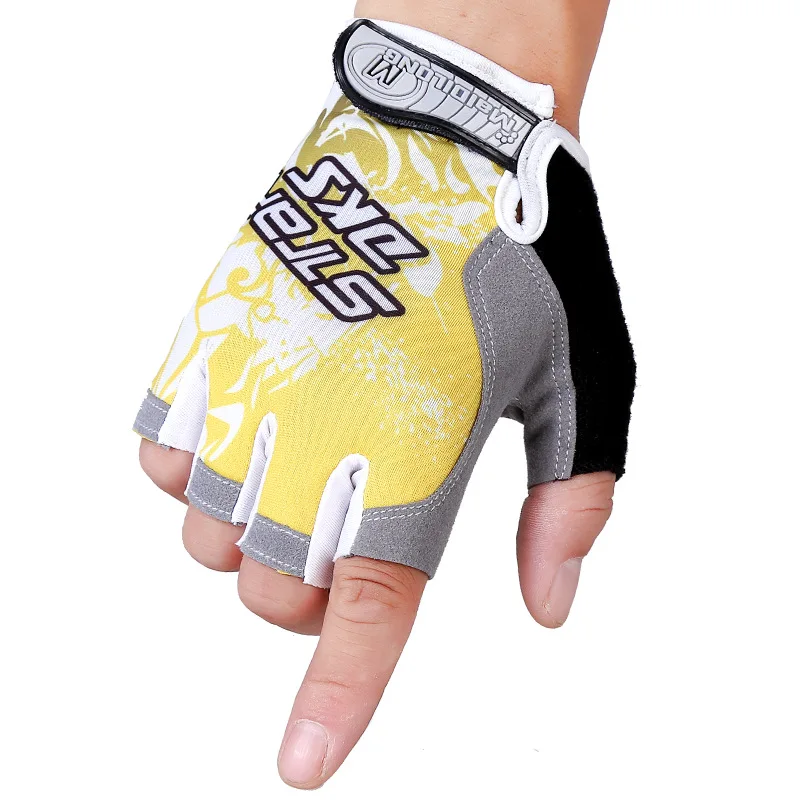 Promotion custom 100% polyester sports fingerless gloves with printing