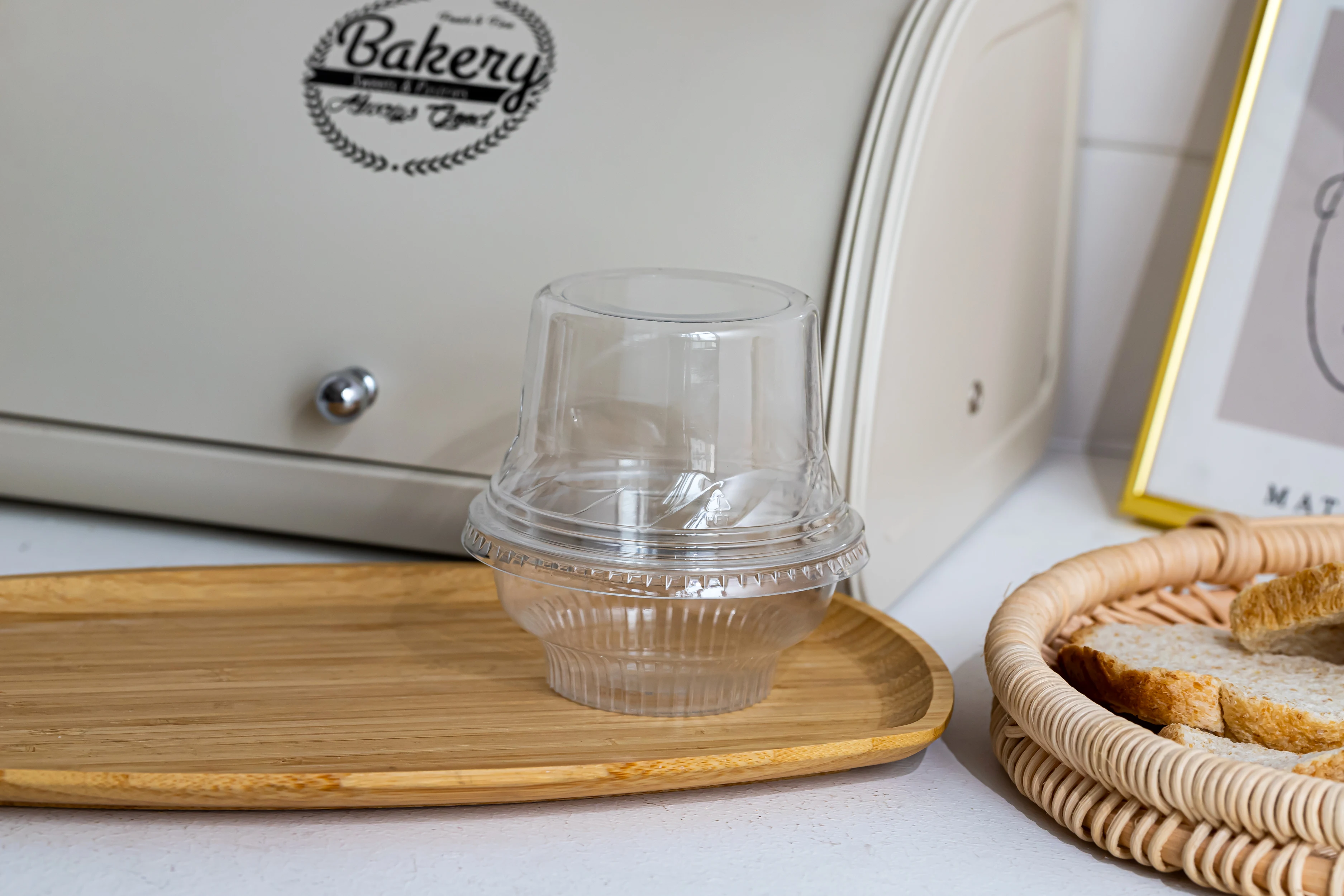 Wholesale 5 6 7 8 9 12oz food cake moussee container clear yogurt plastic cup for ice cream dessert cups snack bowl with Lids