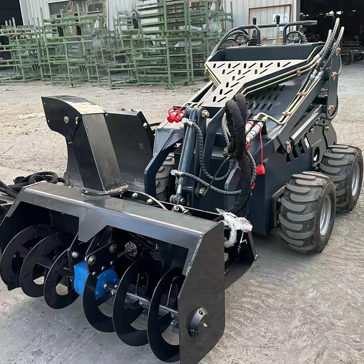 High quality mini slide steering barrel Mini track loader Slide steering Loader Price stands at slide steering loader