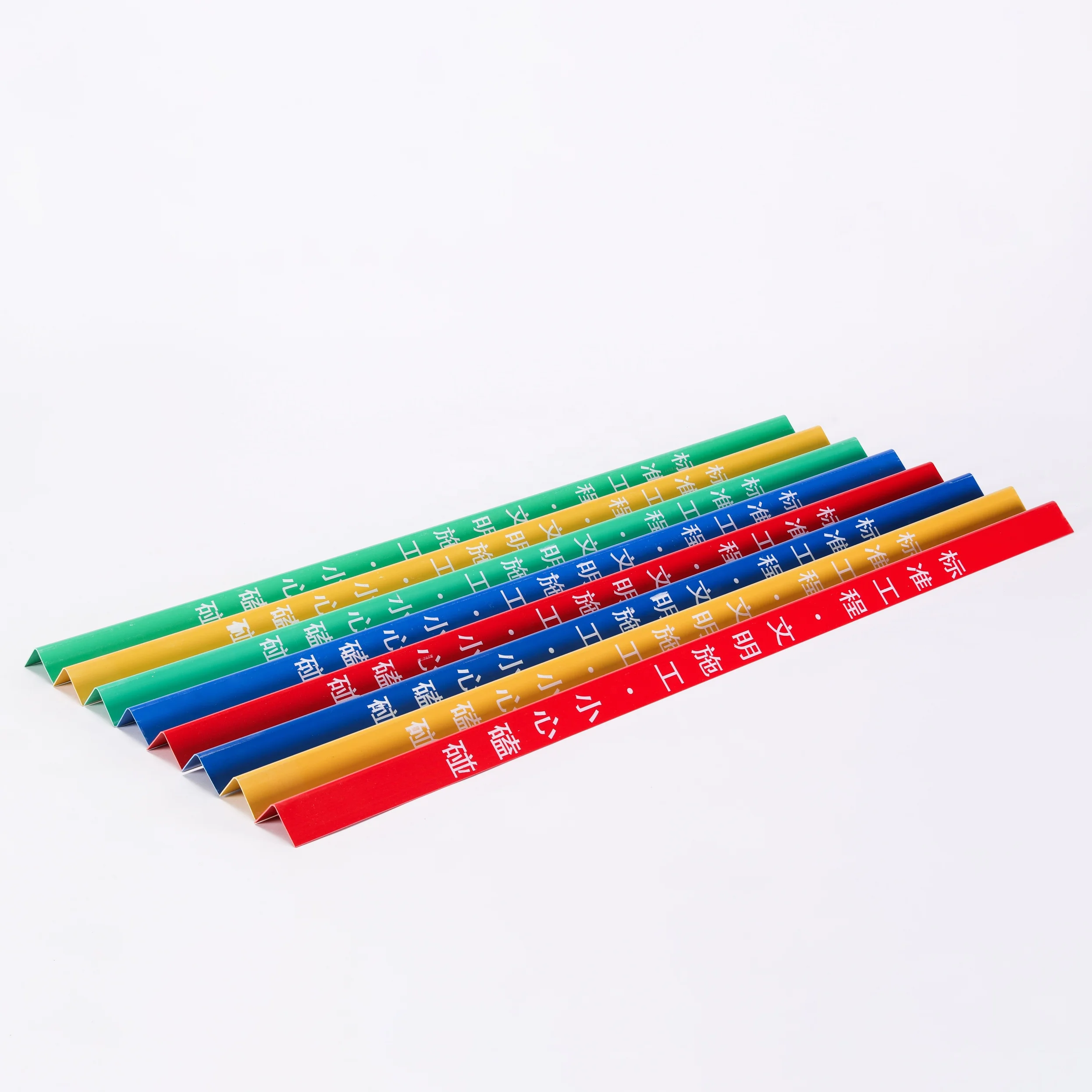 Коридоры плоский угол 90 градусов ПВХ края и угловые ограждения