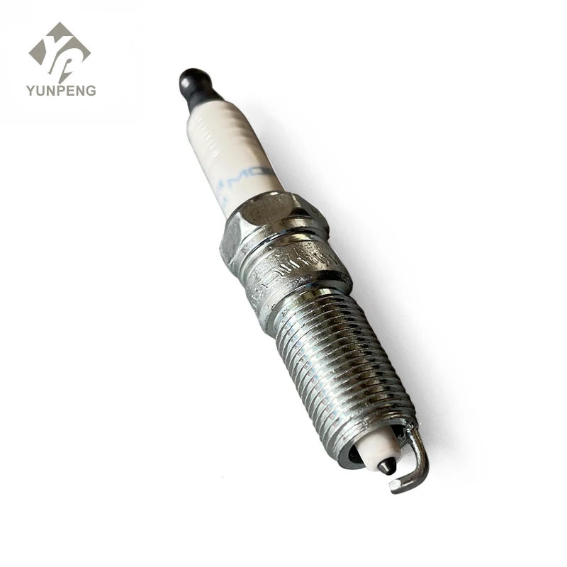 68303929AA Original Spark Plug For 00-06 Chrysler 300 Concorde Sebring 2.7 3.5 SP0RE10PM5