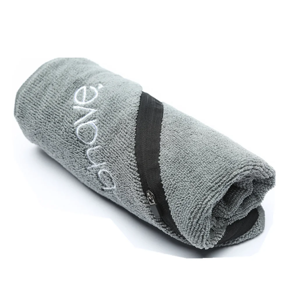High Quality Outdoor Gym Towel Custom Pattern Sweat Absorbent Towel Microfiber Sports Towel with Zipper