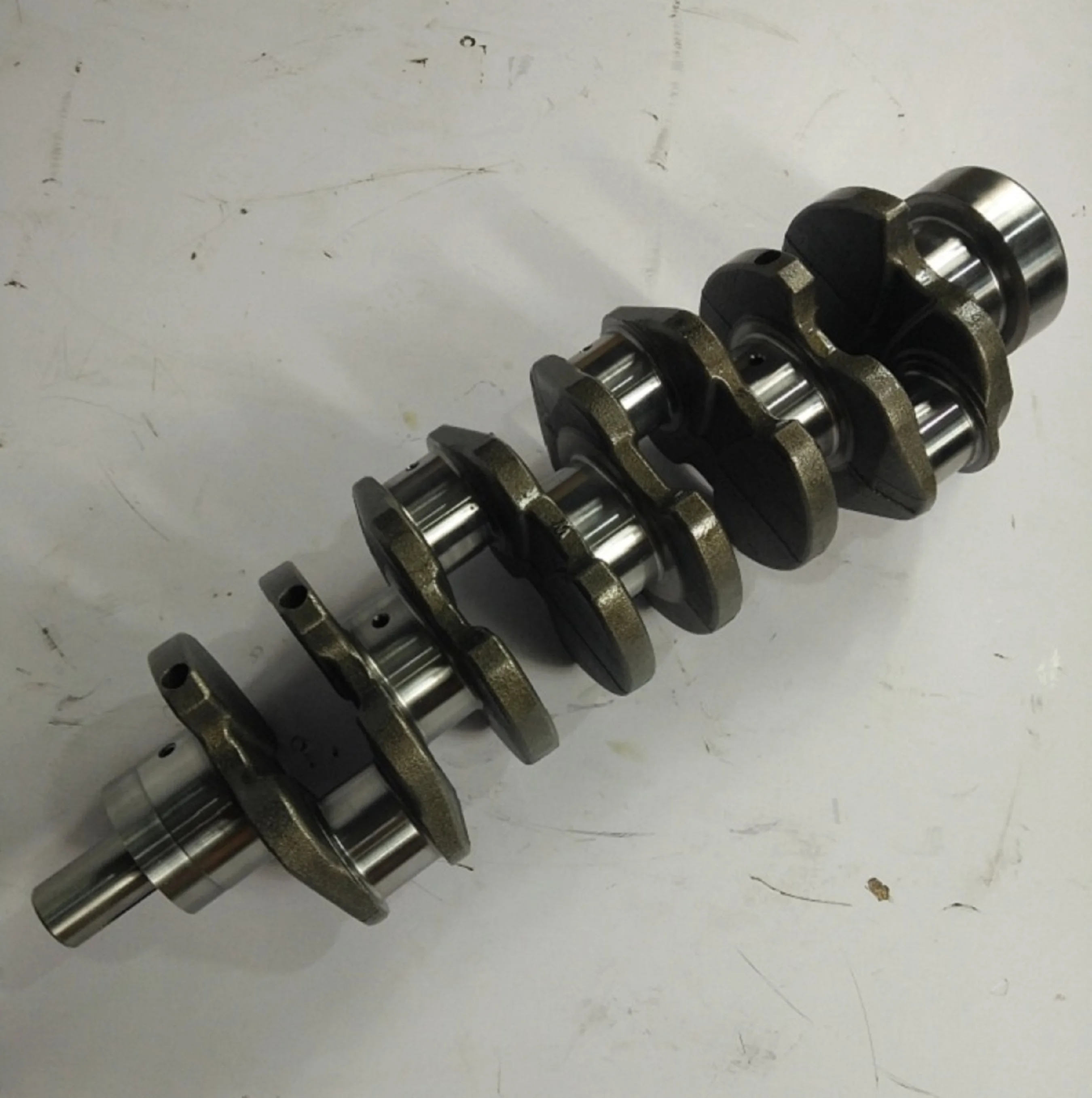 High Quality Factory Price JMC Carrying Truck Spare Parts Crankshaft For Diesel Engine 4JB1
