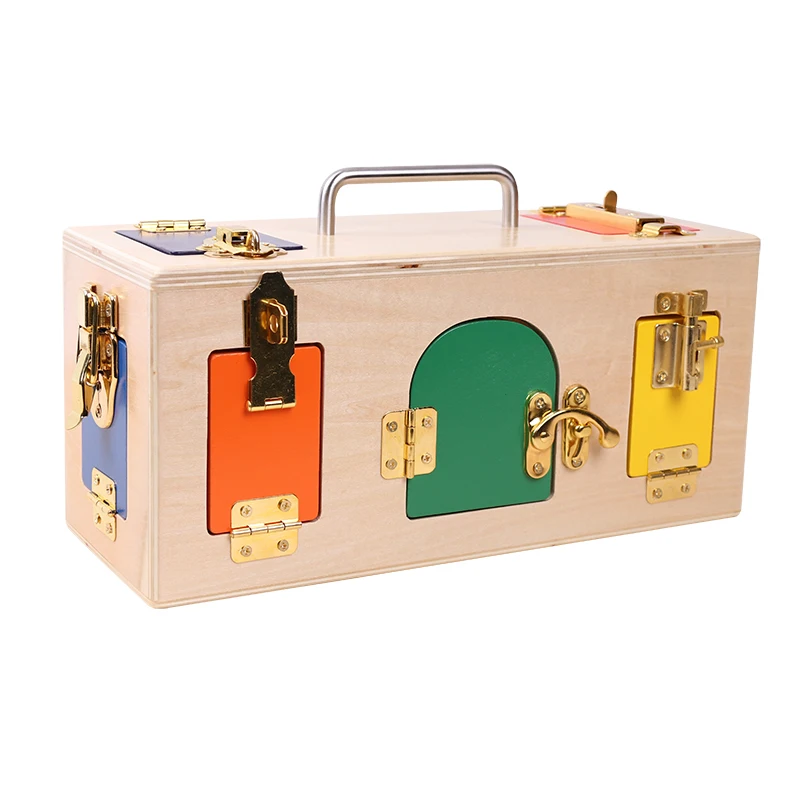 New Style High Quality Montessori Wooden Lock Box Developing Kids Hands-eye Coordination Educational Toys