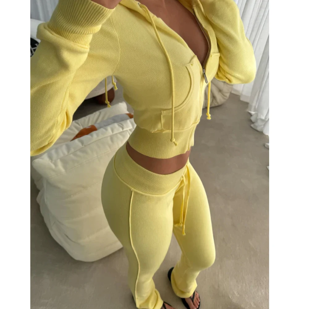Custom manufacturer two piece tracksuit set cropped zip up hoodie and sweatpants set tracksuit women slim fit joggers