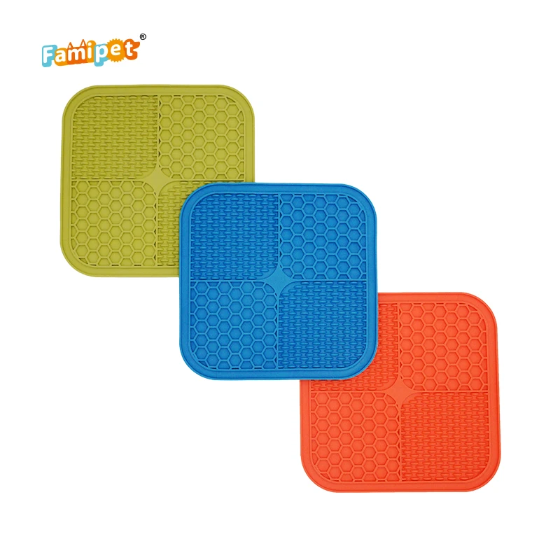 Famipet Wholesale Food Grade Silicone Slow Feeder Pet Dog Lick Mat for Dog Anxiety Relief
