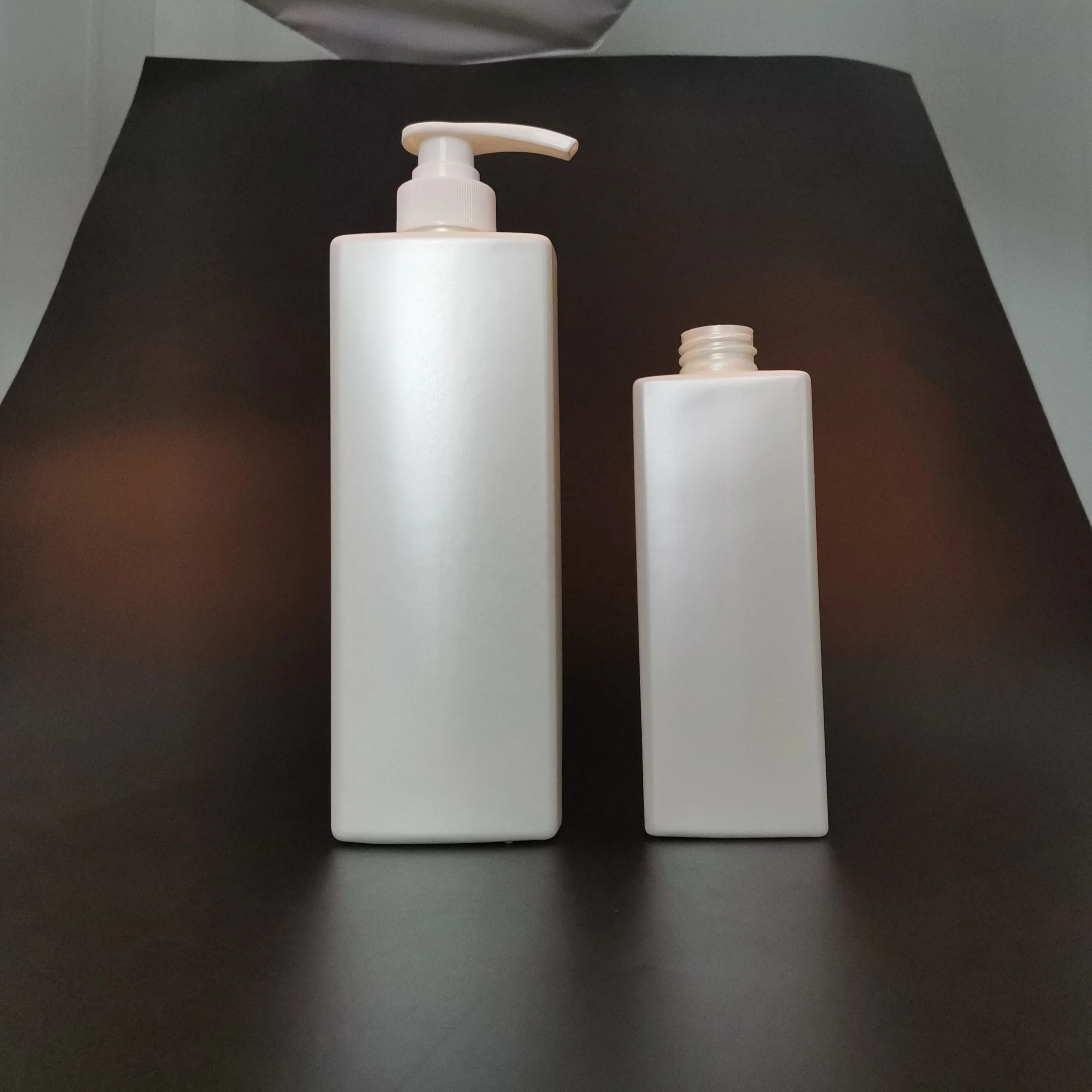Empty shampoo packaging 350 ml 800 ML Square Pet plastic cosmetic foam bottle with pump for shampoo