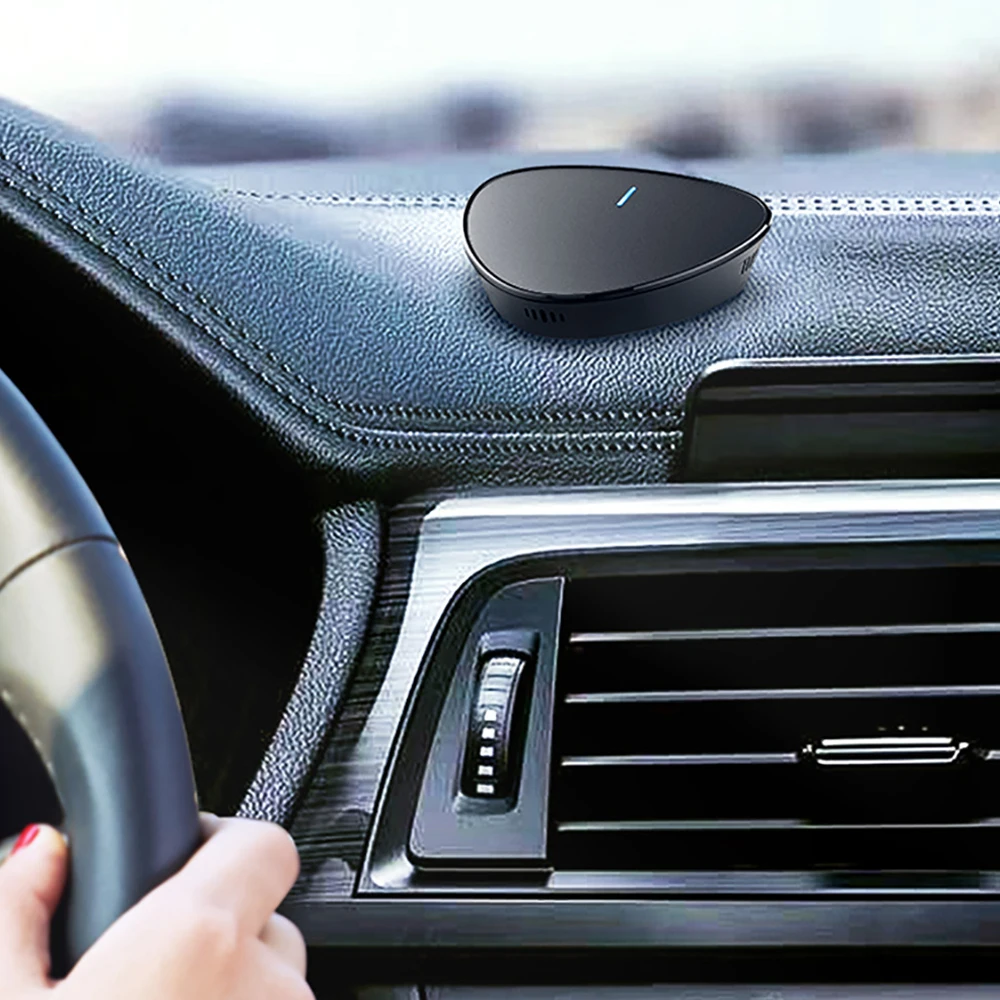 SCENTA Custom USB Rechargeable Car Oil Diffuser Air Freshener Dispenser OEM Natural Scent Fragrance Car Freshener Machine