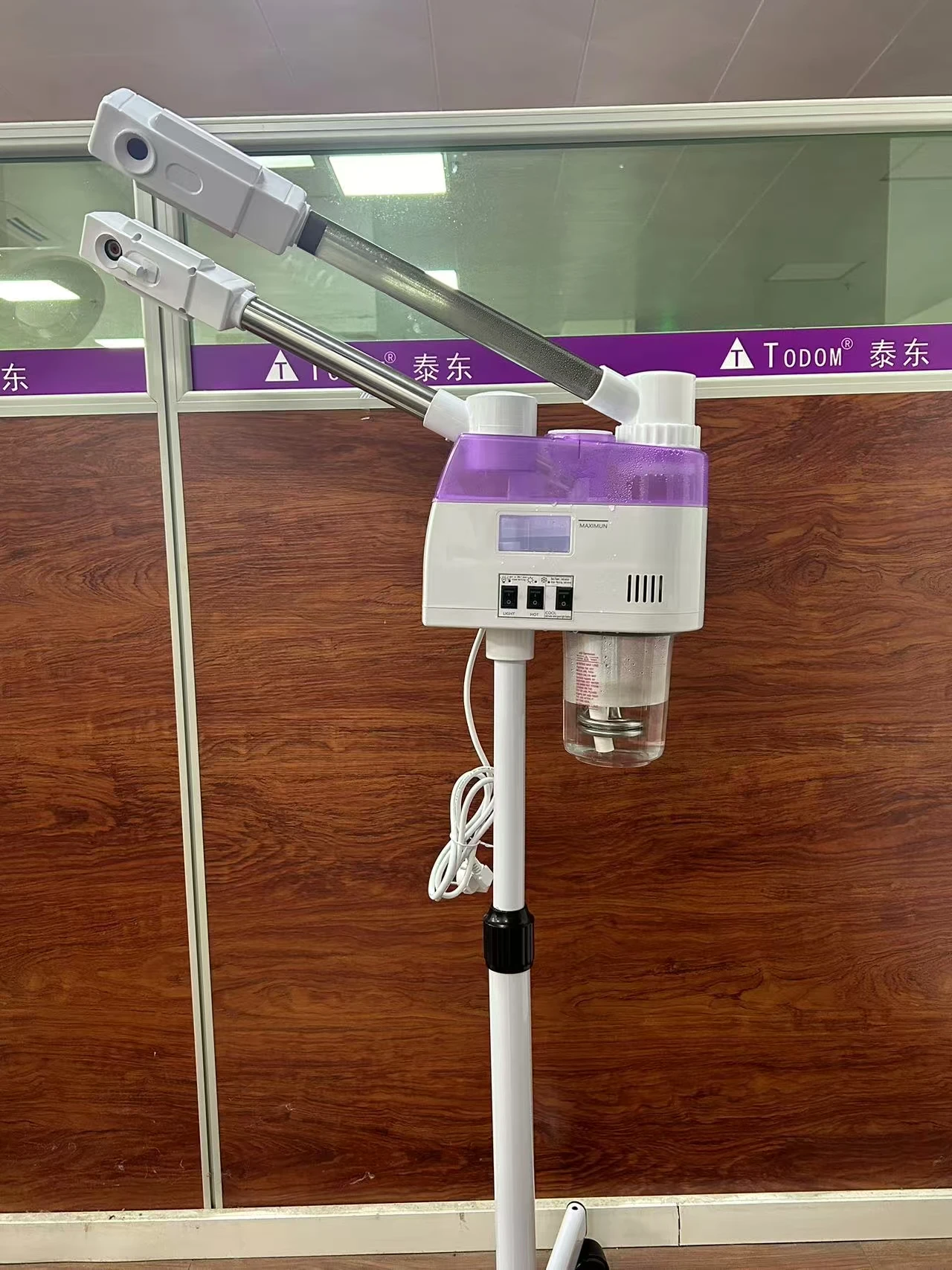 Facial Vaporizer With Portable Ozone Personal 2 in 1 Hot And Cool Facial Steamer For Salon