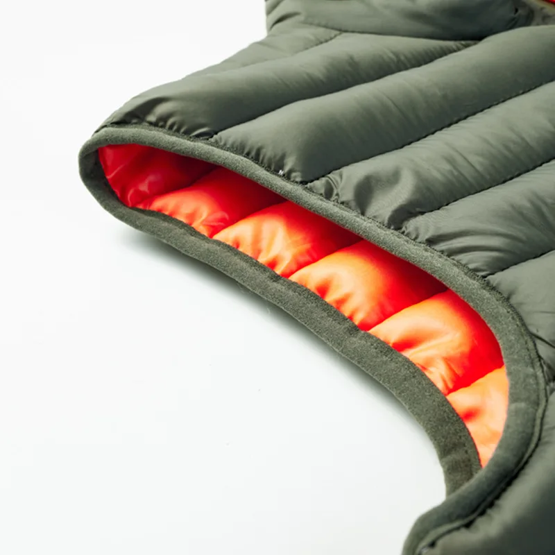 OEM Custom Logo Sleeveless Puffer Vest for Men High Quality Plus Size Waistcoats with Zip Pockets for Winter